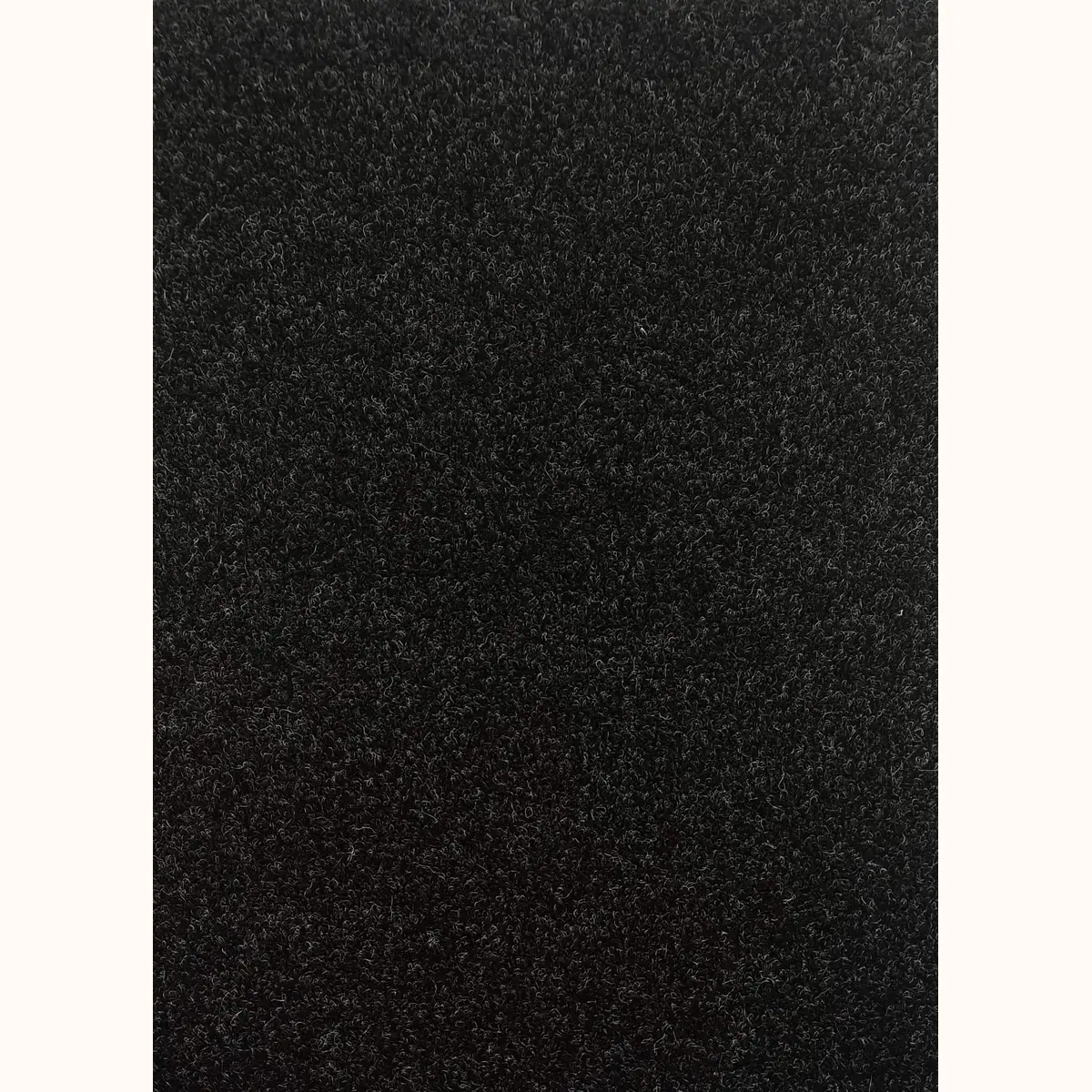 موکت نرمینه پالاز مدل مخمل رنگ مشکی ذغالی (کد ۹۸۱۶) — تصویر 2